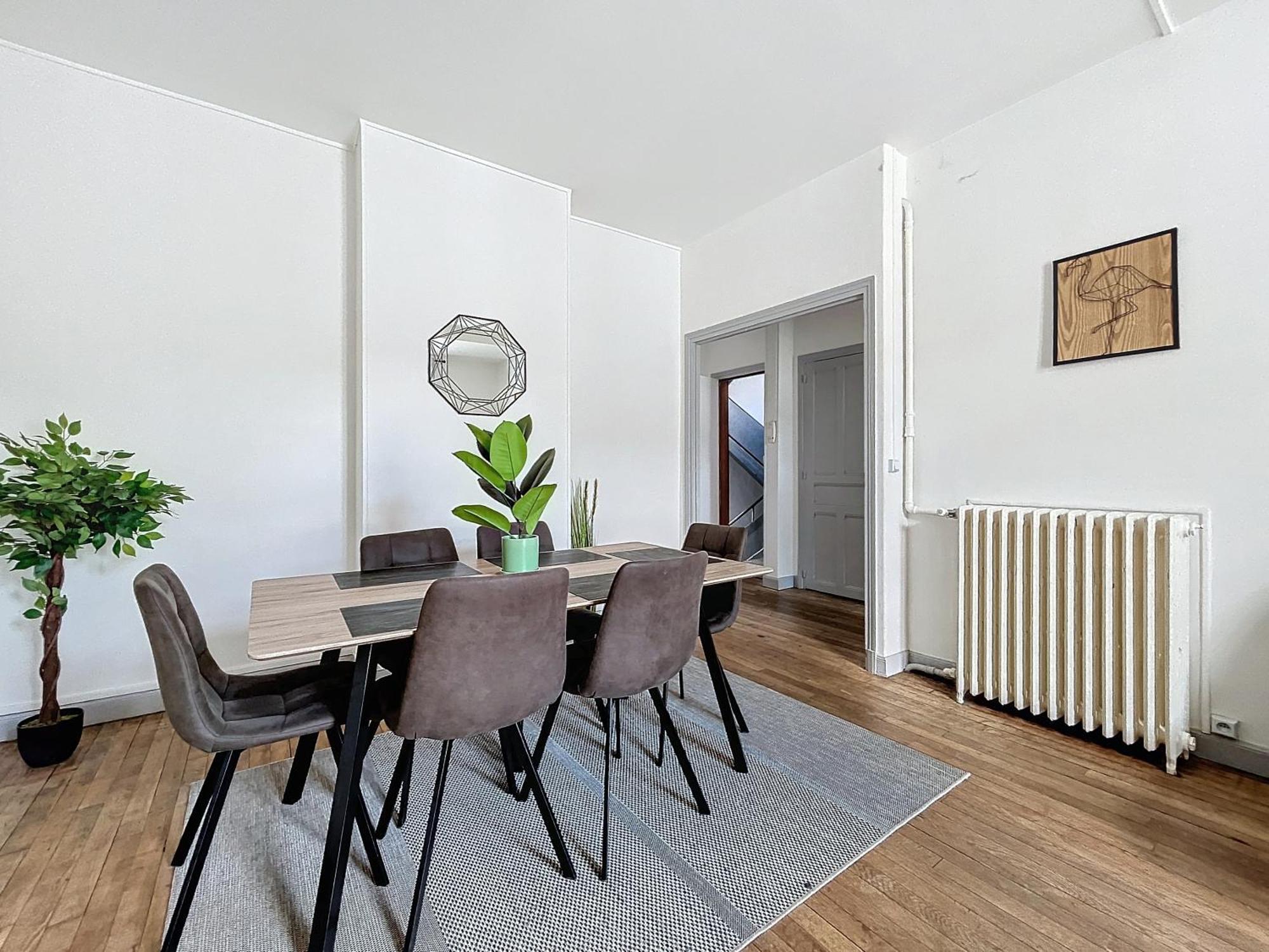 Le 3-F2 Centre Historique Apartment Montlucon Ngoại thất bức ảnh